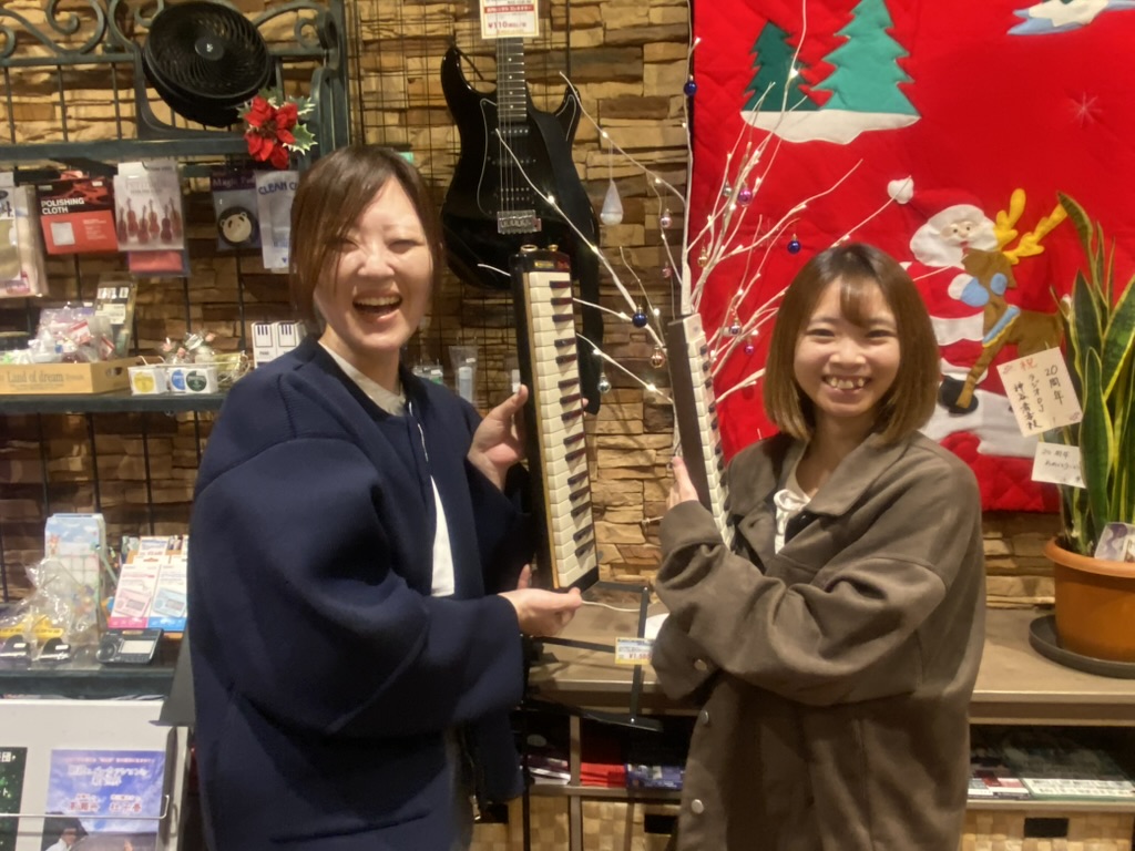 5BC987D1-B3C8-463B-B5CE-A13130F617F4_1_105_c