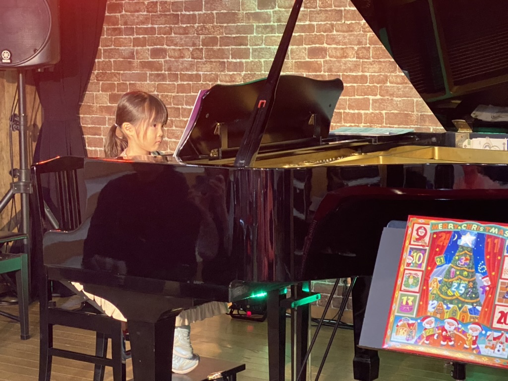 9BB70918-F3CE-43F7-AE3D-B442B9A8E959_1_105_c