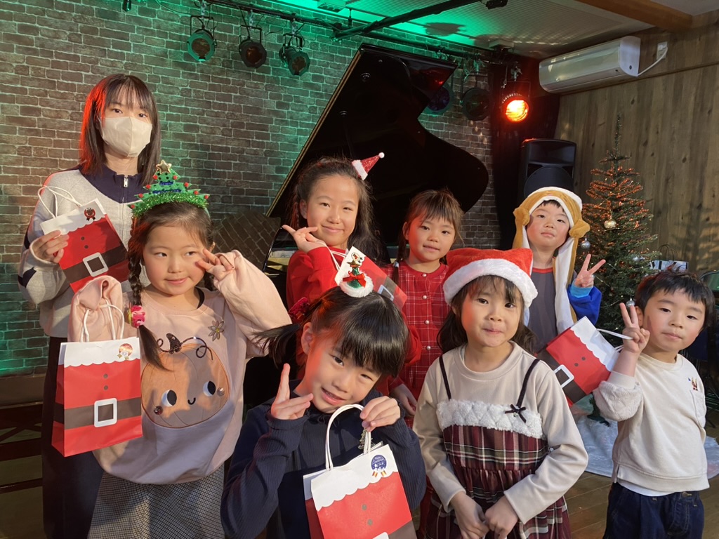 F5A8C219-A8CB-44A6-BC15-3E25ABEC6942_1_105_c