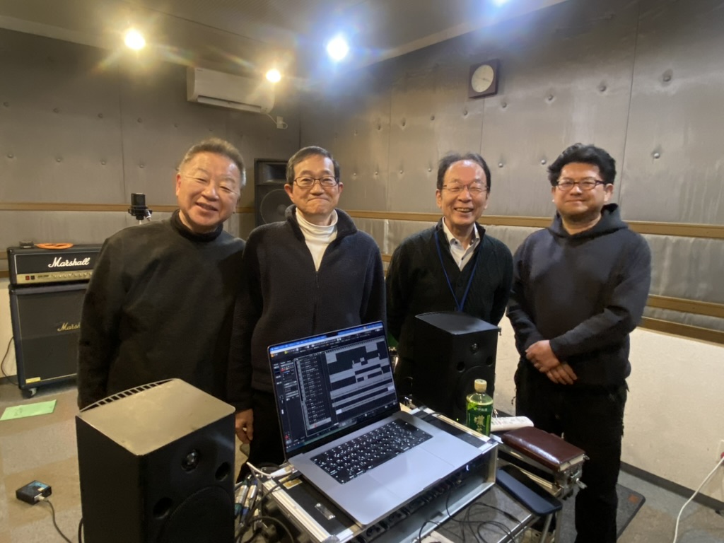 EFF544D3-114C-4D20-9682-AEA0871ADAF2_1_105_c